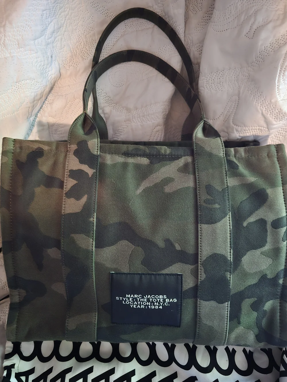 Marc Jacobs The Tote Bag in Camouflage Green LARGE 17x6x13